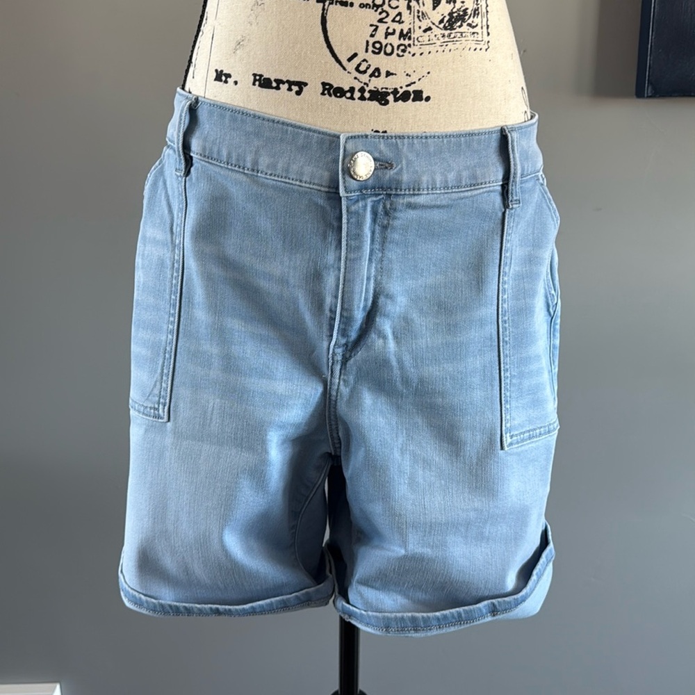 Lane Bryant light wash, size 16 mid rise denim shorts